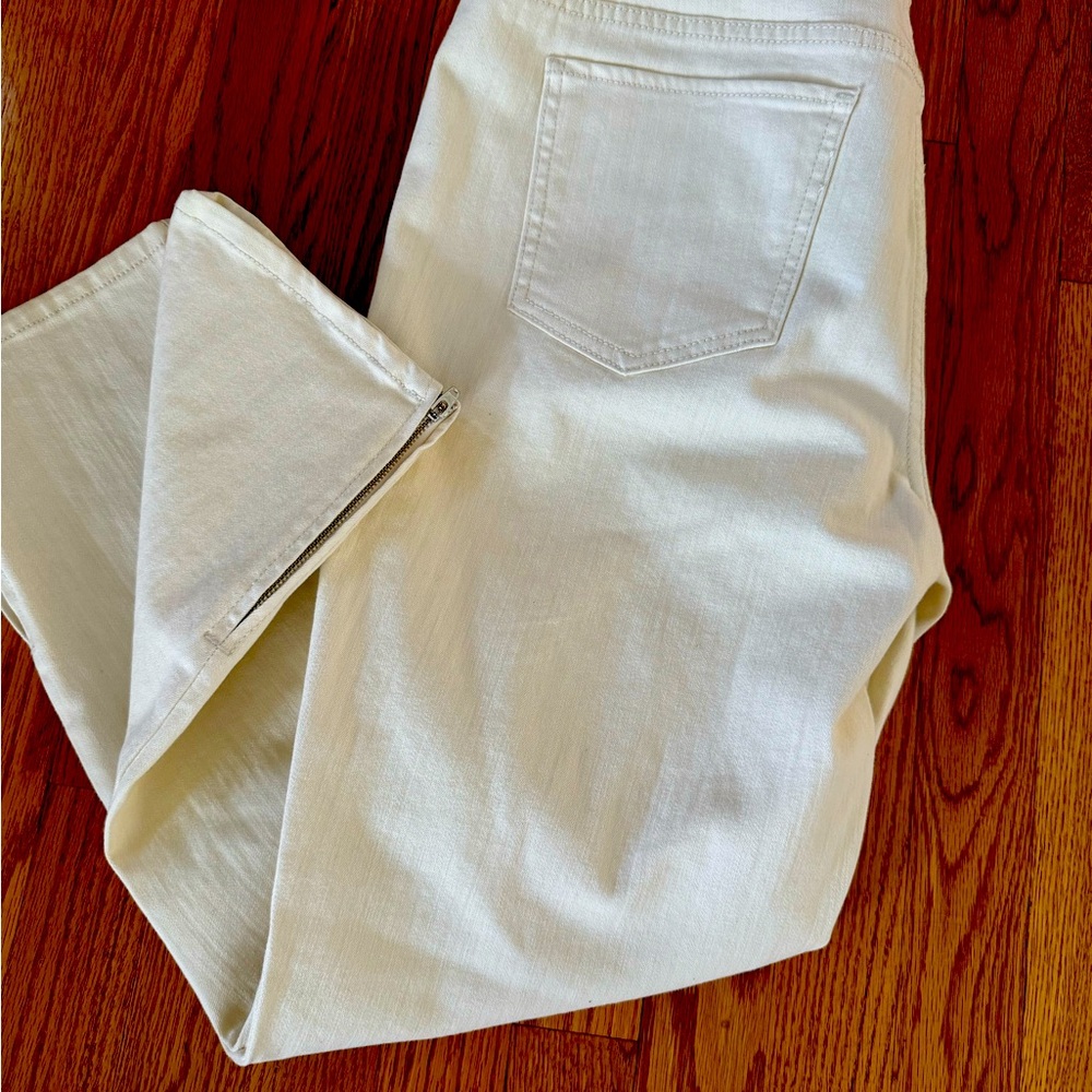 Chico’s SO Slimming Slacks   Size 12